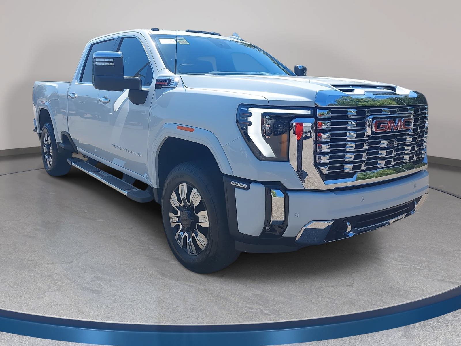 New 2026 GMC Sierra 2500 Denali w/ Denali Reserve Package AWD/4WD image 3