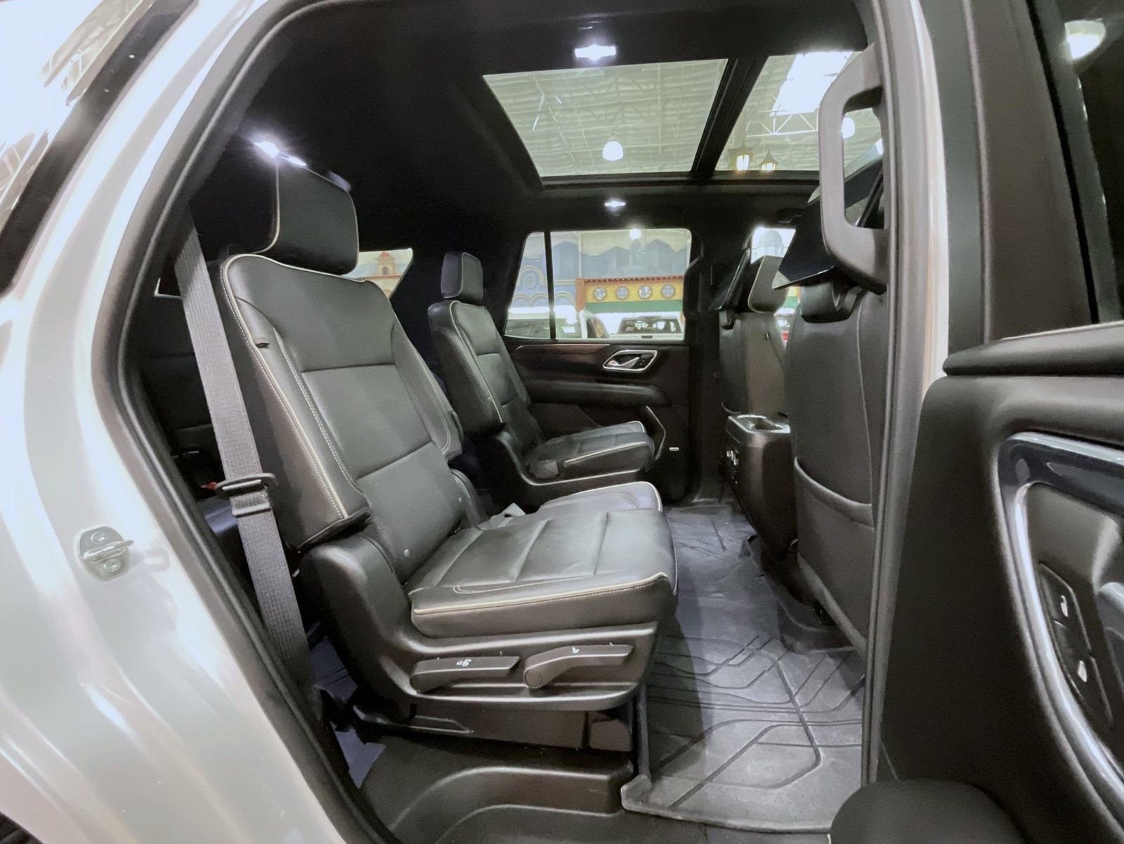 Certified 2023 Chevrolet Tahoe Premier w/ Advanced Technology Package image 18