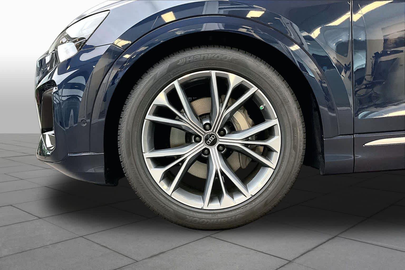 Used 2026 Audi Q8 Prestige AWD/4WD image 11