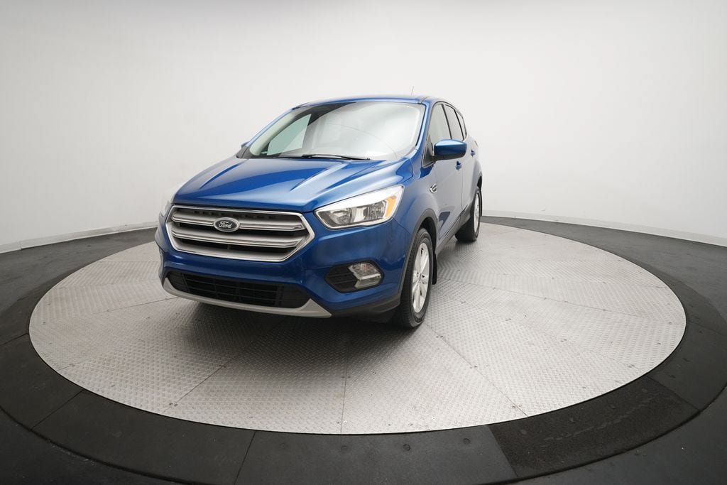 Used 2019 Ford Escape SE FWD image 12
