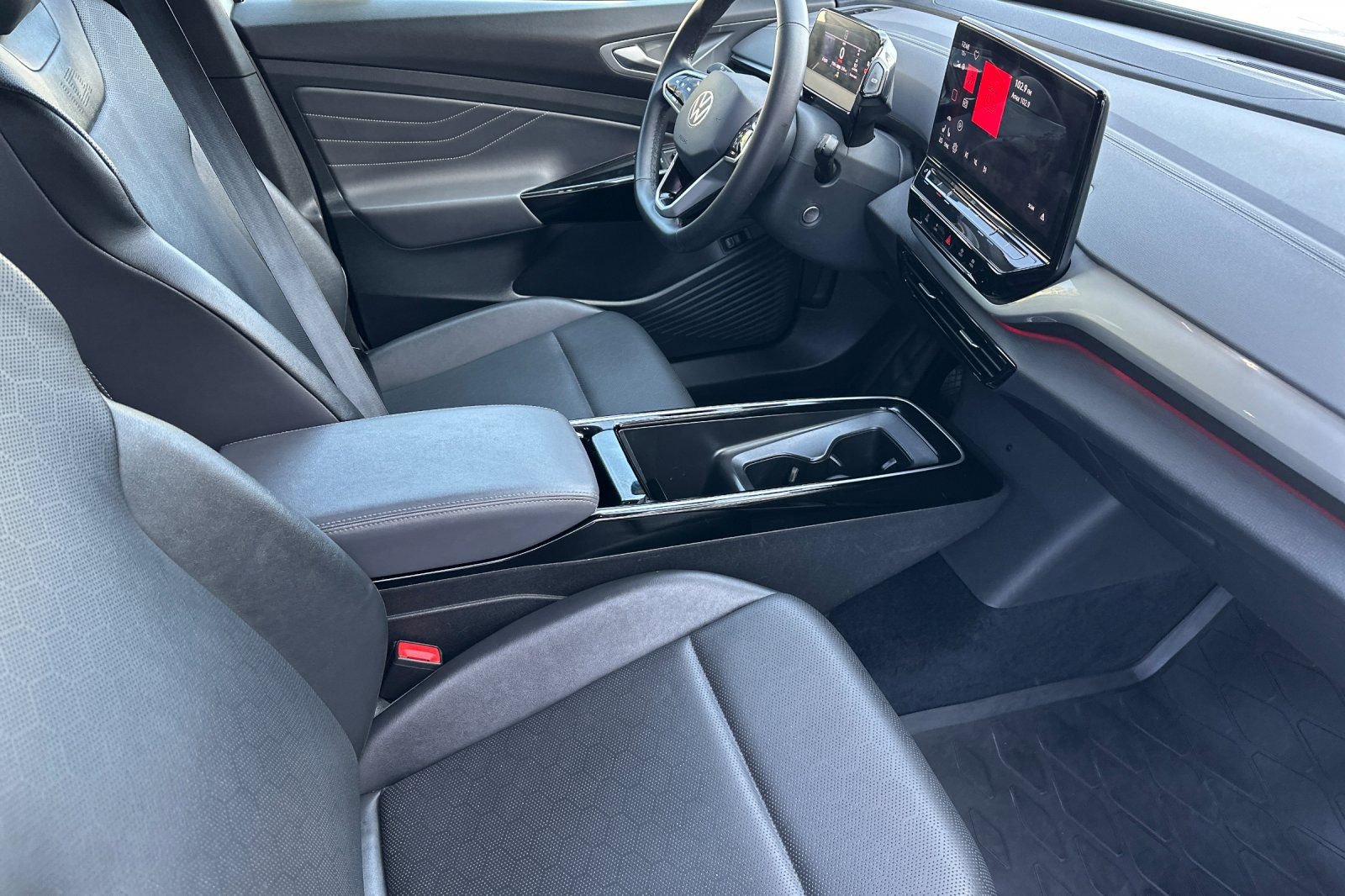 Used 2023 Volkswagen ID.4 Pro S image 16