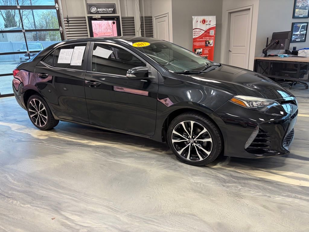 Used 2017 Toyota Corolla SE FWD image 23