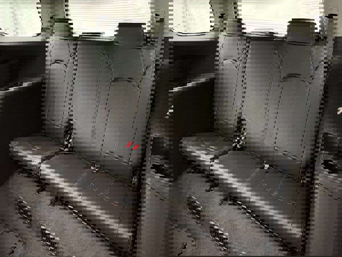 Used 2017 GMC Acadia Limited SLT image 32