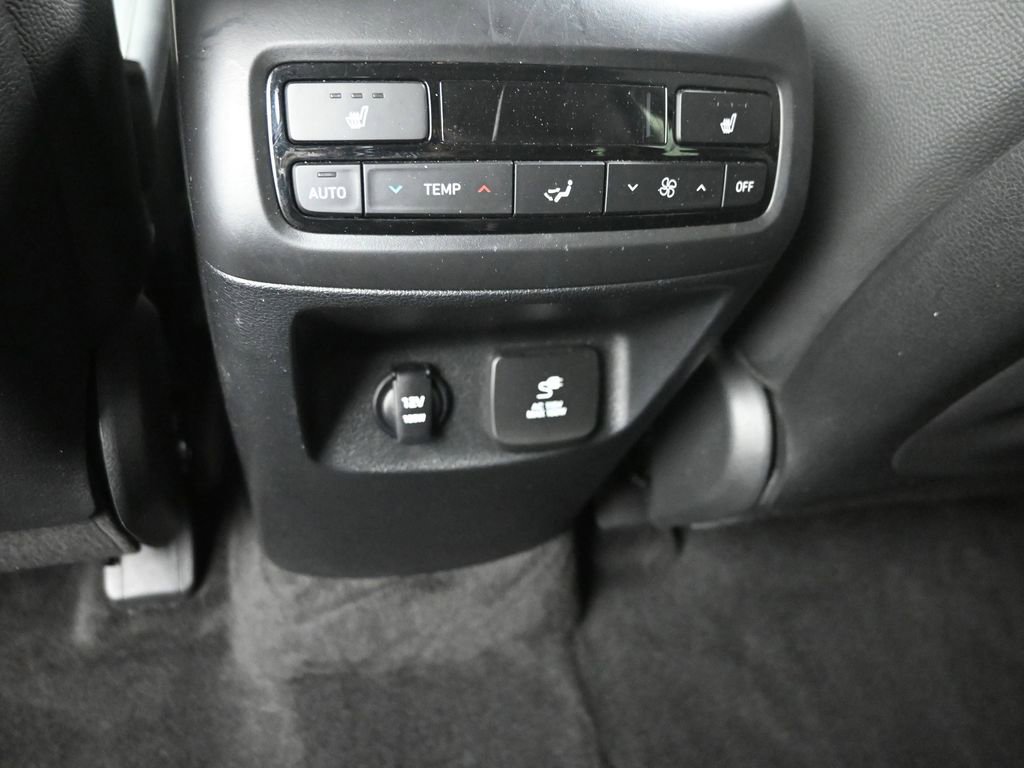 Used 2022 Hyundai Palisade SEL w/ Premium Package image 13