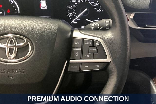 Used 2021 Toyota Sienna LE FWD image 16