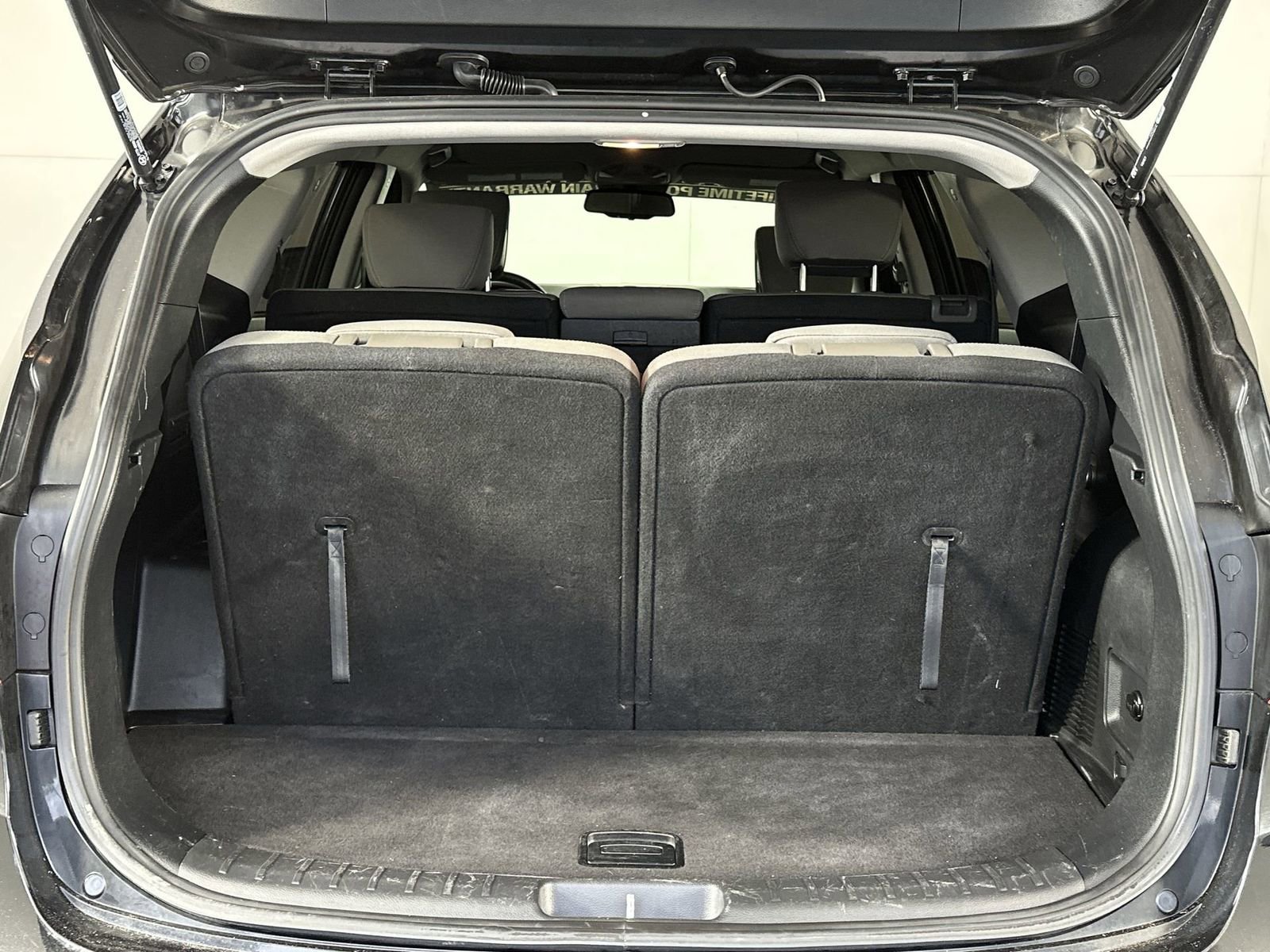 Used 2019 Hyundai Santa Fe XL SE image 30