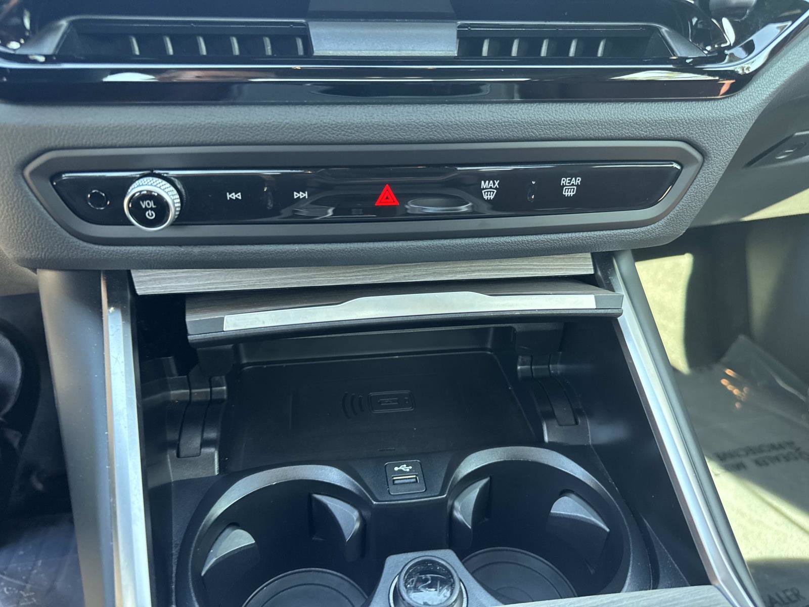 Certified 2025 BMW 330i Sedan w/ Premium Package image 24