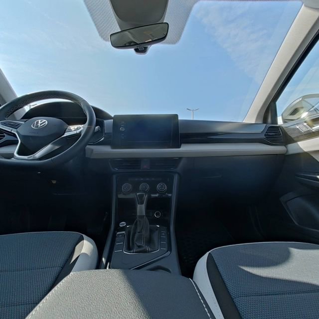Used 2025 Volkswagen Taos S image 23