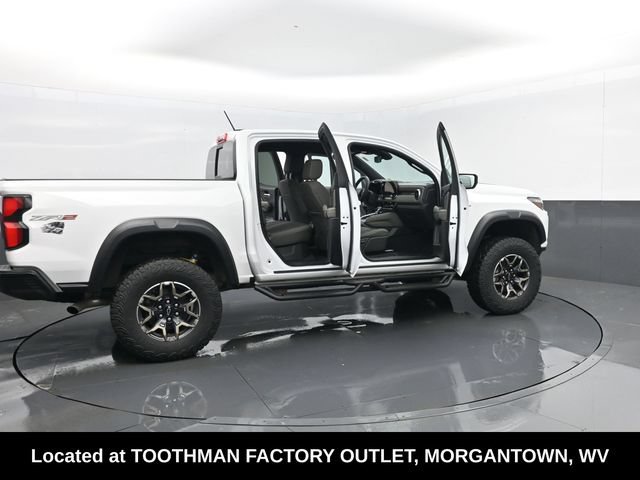 Used 2023 Chevrolet Colorado ZR2 AWD/4WD image 28