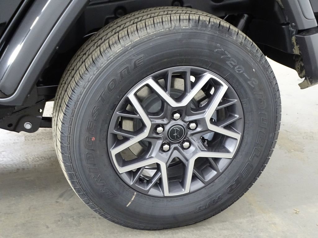 New 2026 Jeep Wrangler Unlimited Sahara AWD/4WD image 43
