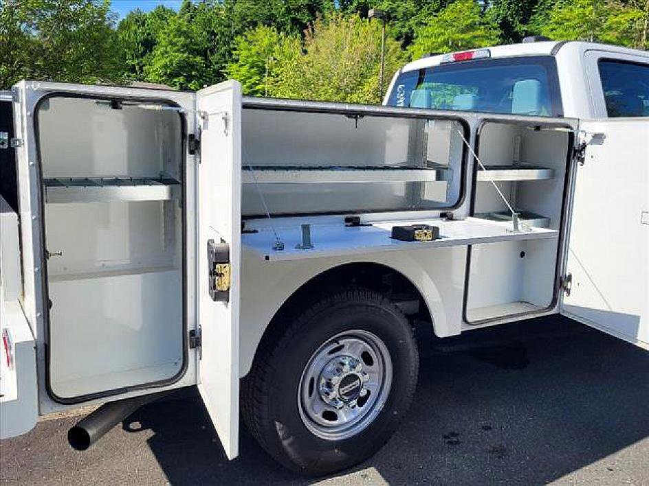New 2023 Ford F250 XL w/ XL Chrome Package image 26