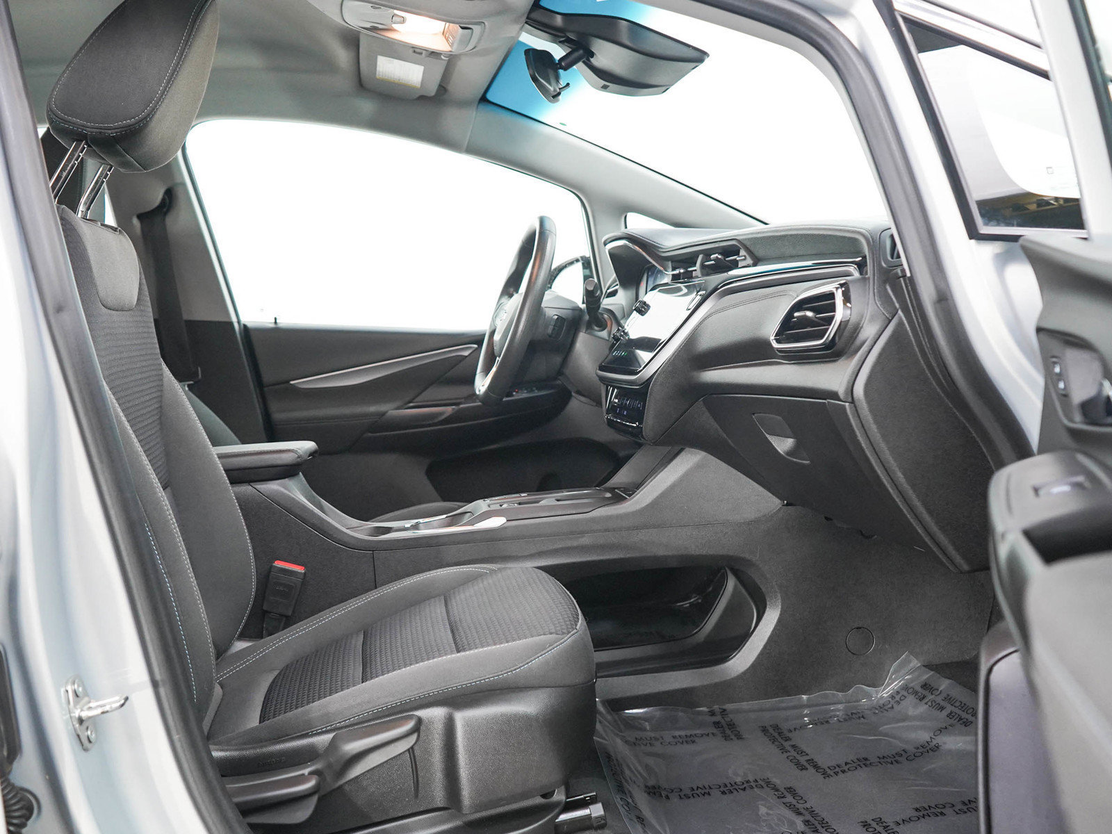 Used 2023 Chevrolet Bolt LT w/ Driver Confidence Package FWD image 12