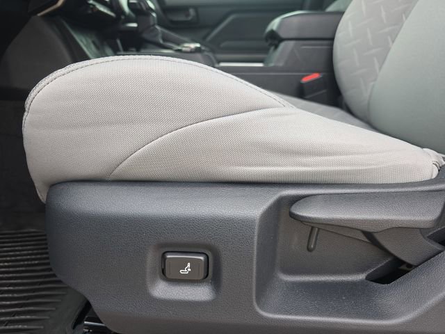 Used 2025 Toyota Tacoma SR5 image 27