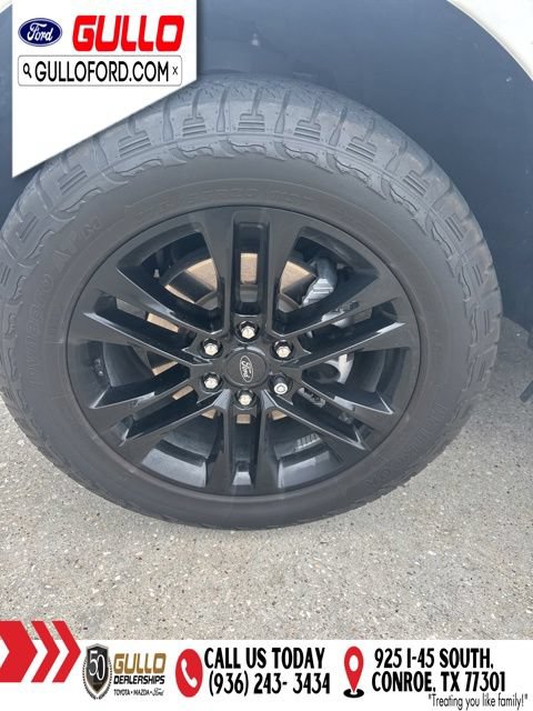 Used 2024 Ford Expedition XLT RWD image 7