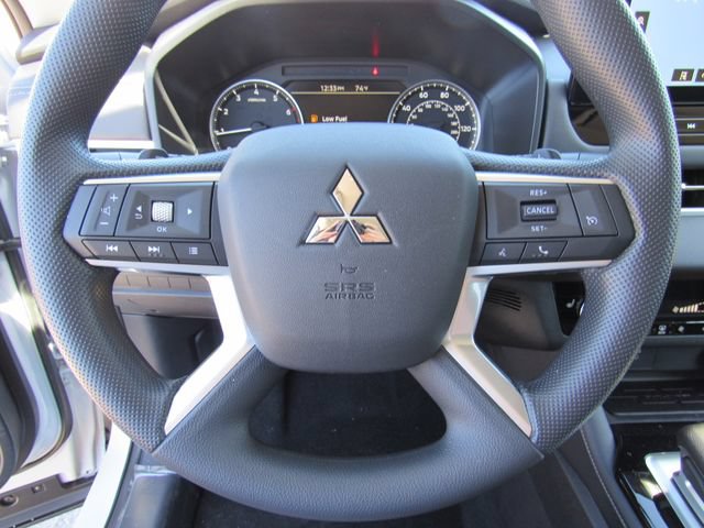 New 2026 Mitsubishi Outlander ES AWD/4WD image 28