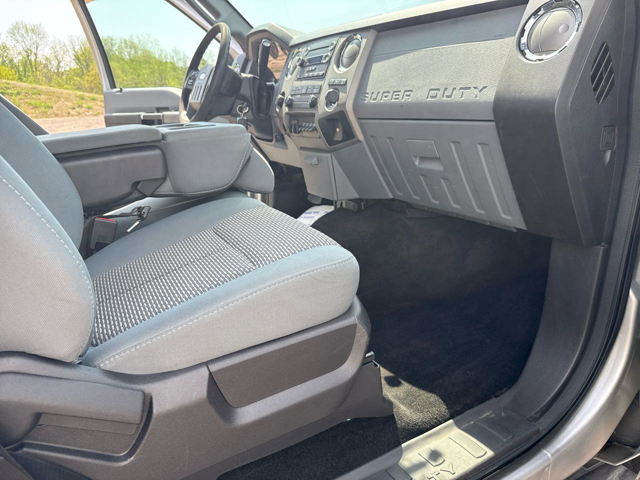 Used 2012 Ford F350 XLT w/ XLT Interior Pkg AWD/4WD image 21
