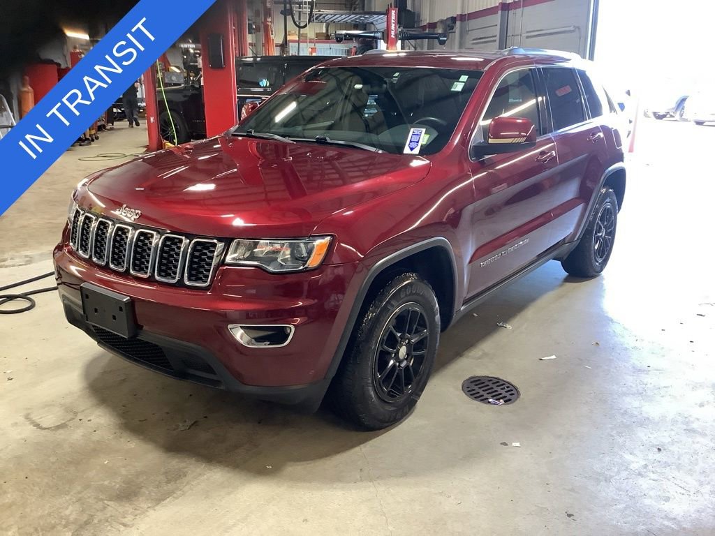 Used 2018 Jeep Grand Cherokee Laredo AWD/4WD image 1