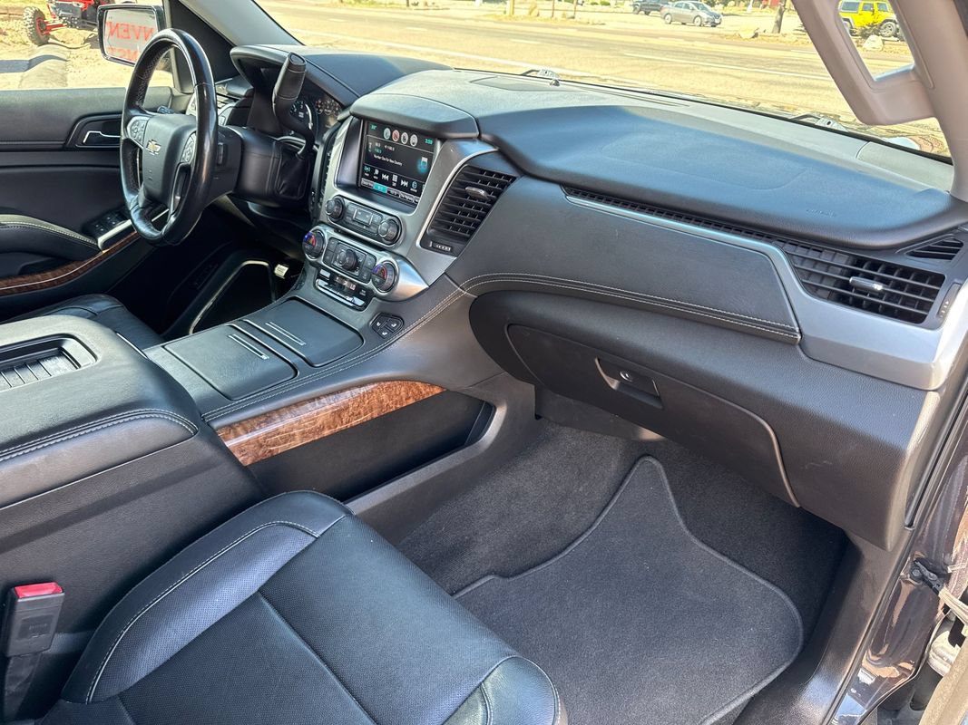 Used 2018 Chevrolet Tahoe Premier w/ RST 6.2L Performance Edition AWD/4WD image 20
