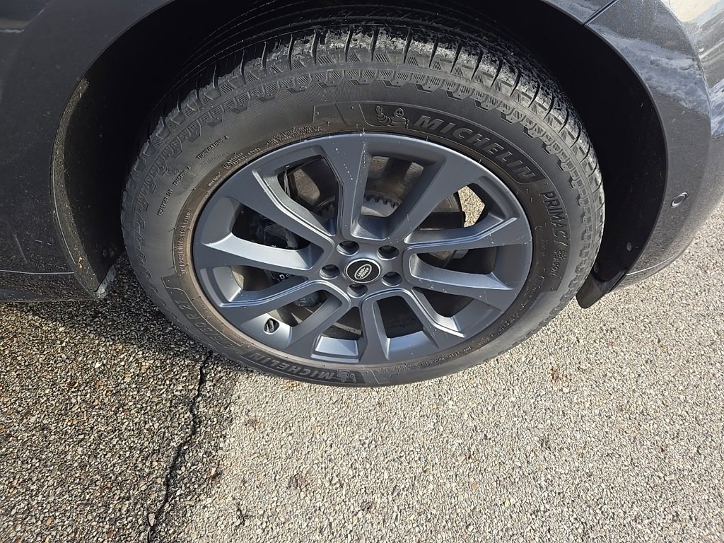 Used 2023 Land Rover Range Rover Sport SE Dynamic image 10