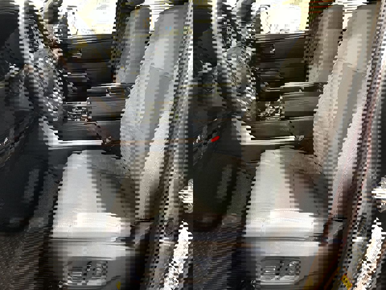 New 2025 Toyota Tundra SR5 image 11