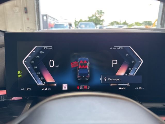 Used 2025 BMW i5 xDrive40 w/ Premium Package image 36