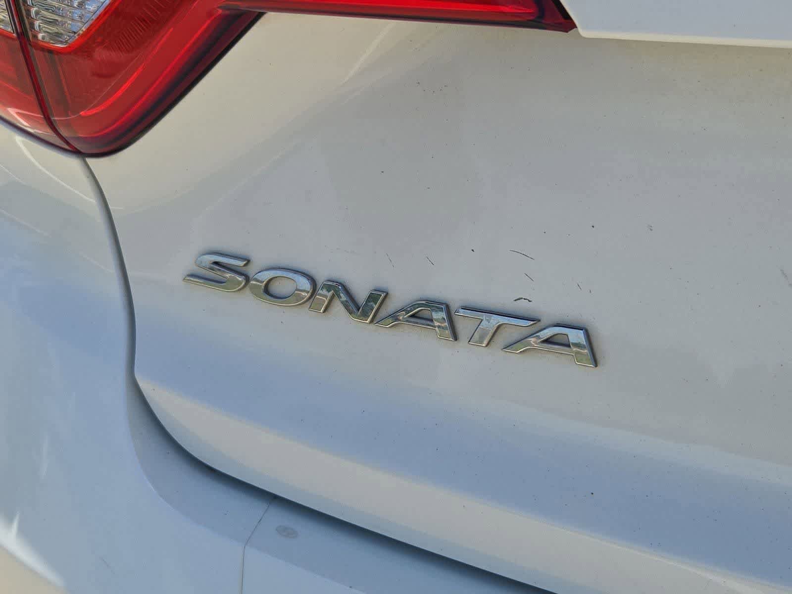 Used 2017 Hyundai Sonata SE FWD image 11
