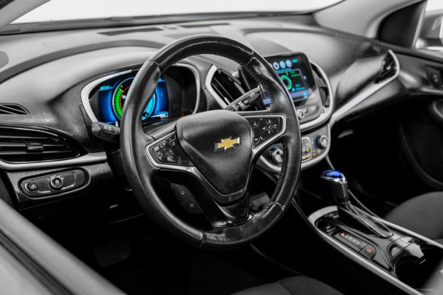 Used 2017 Chevrolet Volt LT w/ Comfort Package FWD image 14