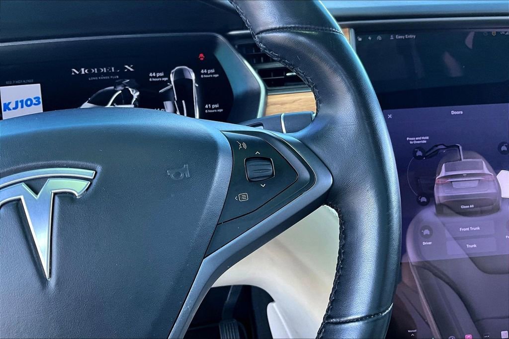 Used 2020 Tesla Model X Long Range image 20