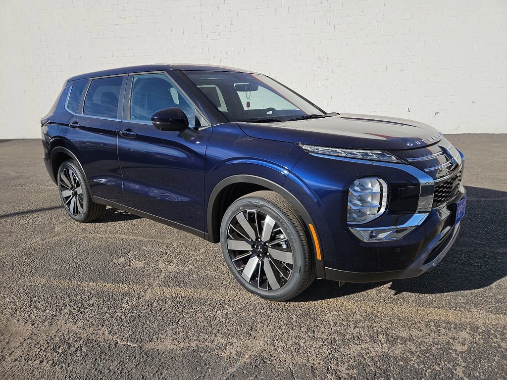 New 2026 Mitsubishi Outlander SE image 1