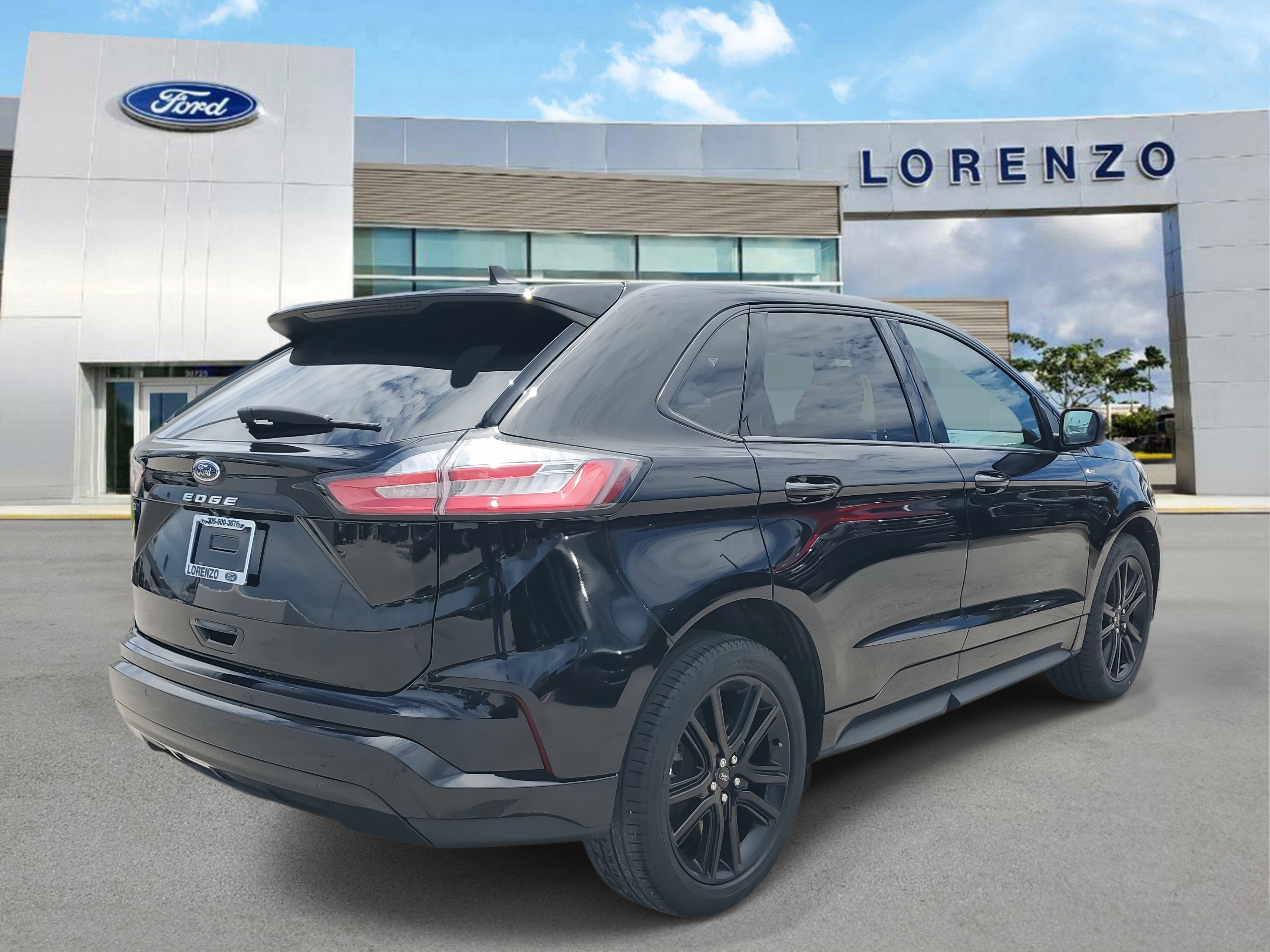 Used 2022 Ford Edge ST-Line AWD/4WD image 5