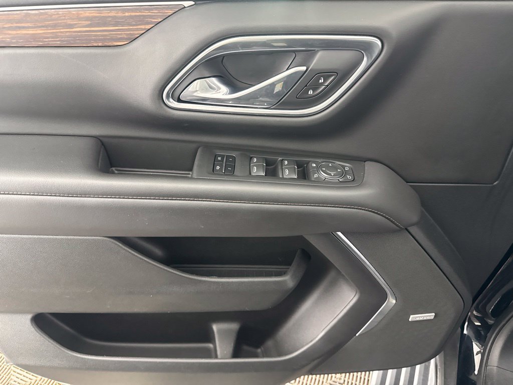 Used 2021 Chevrolet Tahoe High Country AWD/4WD image 30