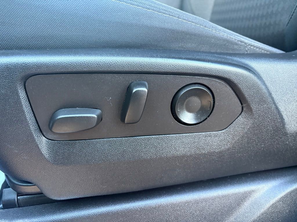 Used 2022 Chevrolet Silverado 1500 RST w/ Max Trailering Package image 16