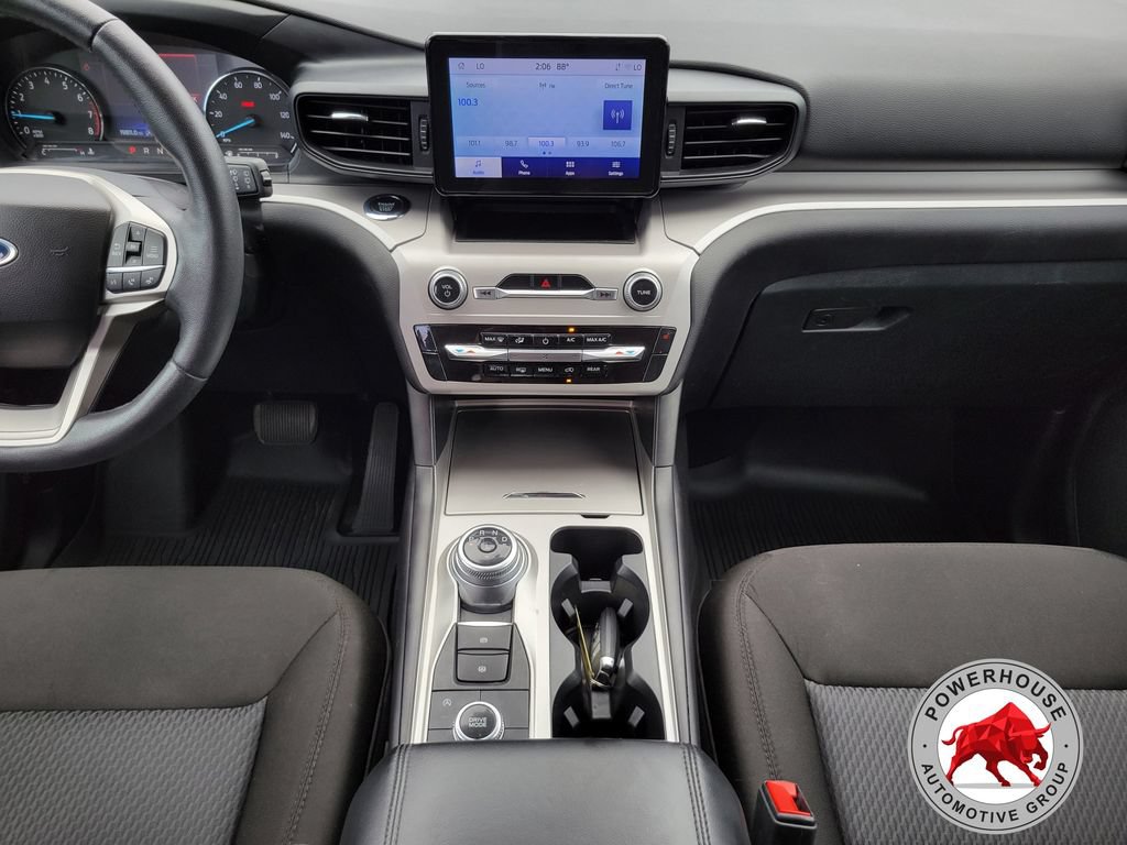 Used 2023 Ford Explorer XLT AWD/4WD image 22
