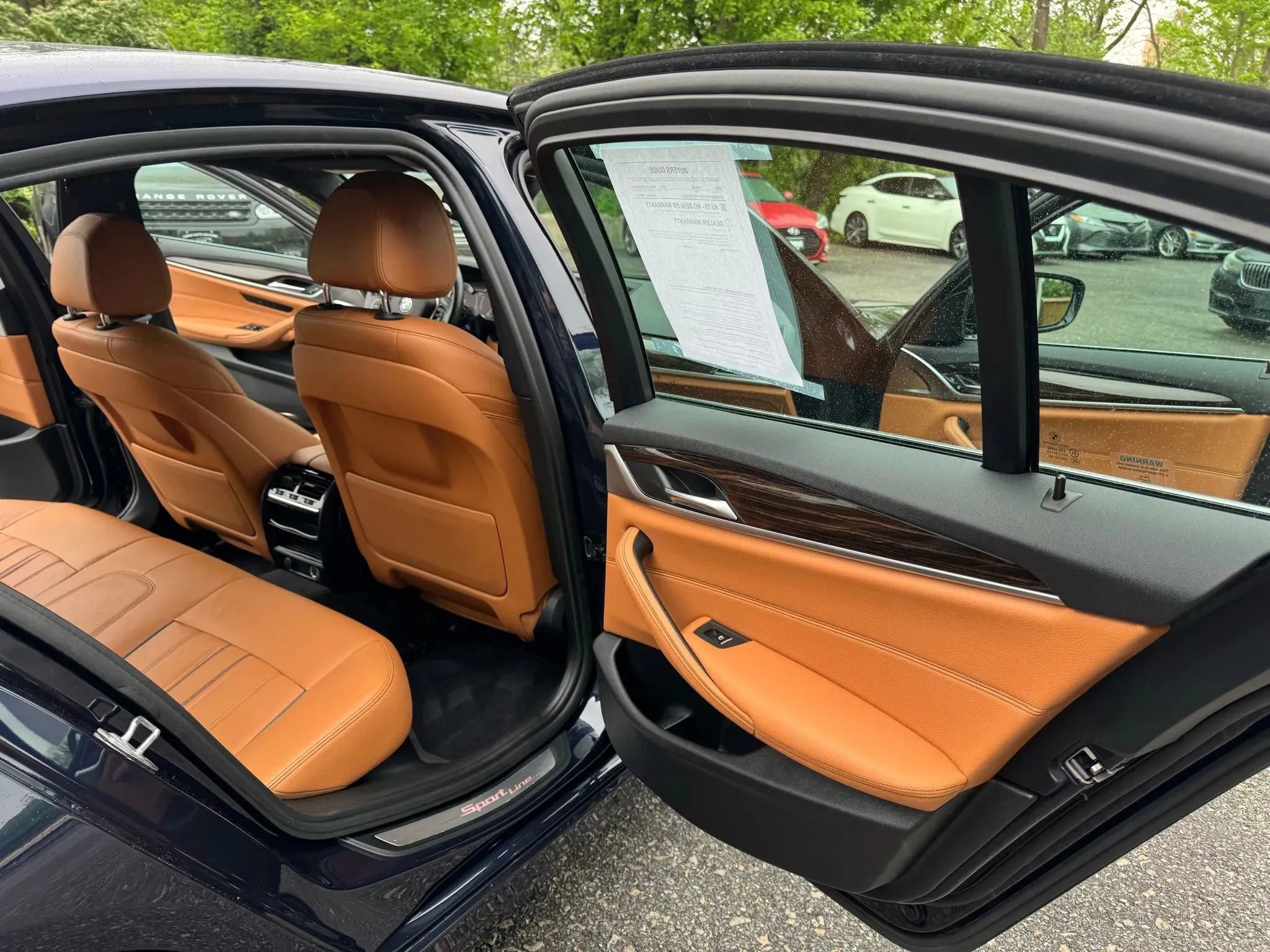 Used 2019 BMW 530i xDrive w/ Convenience Package AWD/4WD image 16