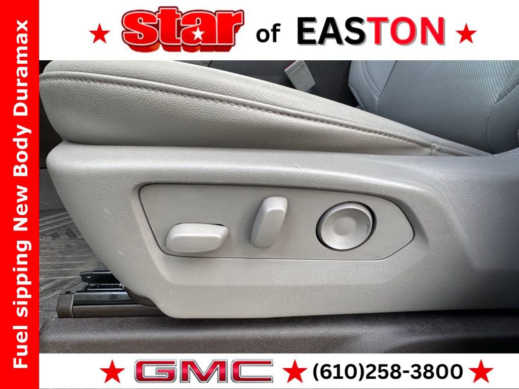 Used 2022 Chevrolet Silverado 1500 LTZ w/ LTZ Premium Package image 17