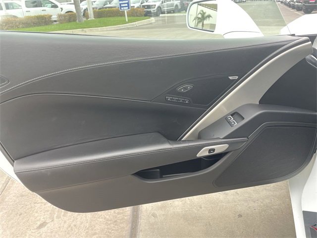 Used 2018 Chevrolet Corvette Stingray Coupe image 21