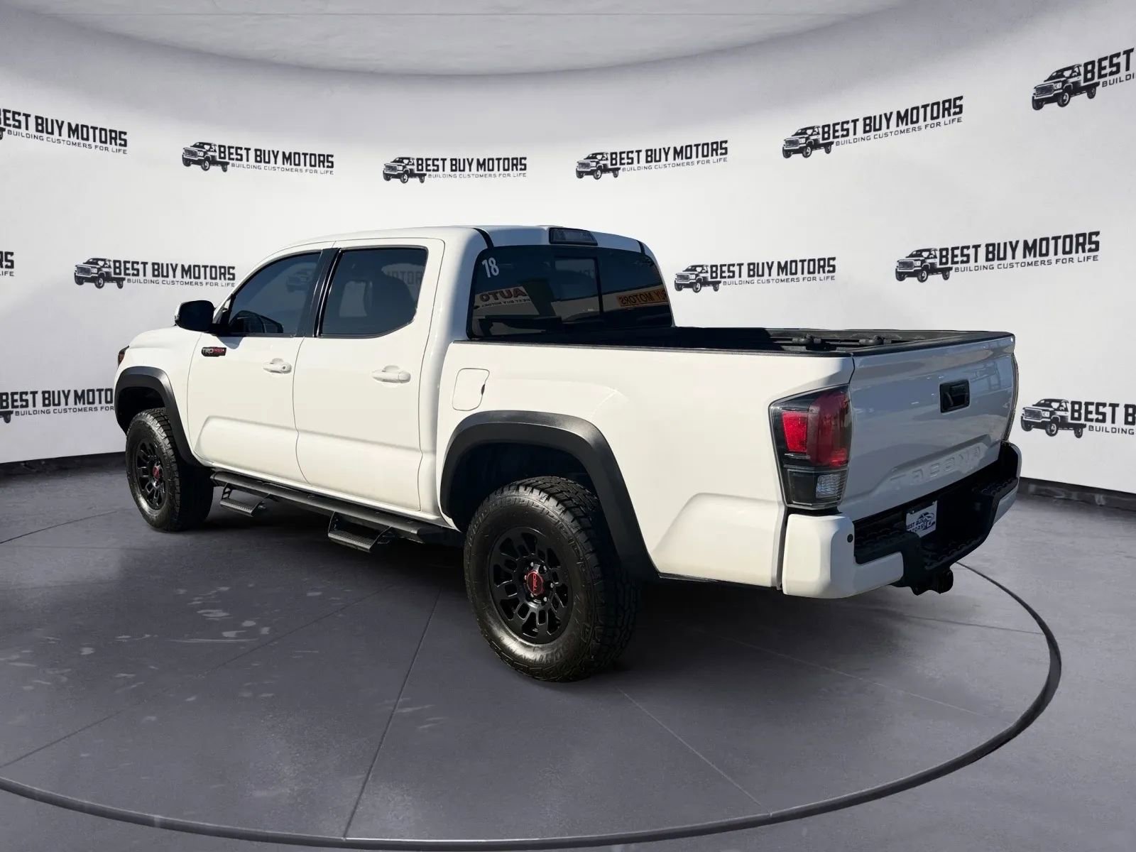 Used 2019 Toyota Tacoma TRD Pro AWD/4WD image 6