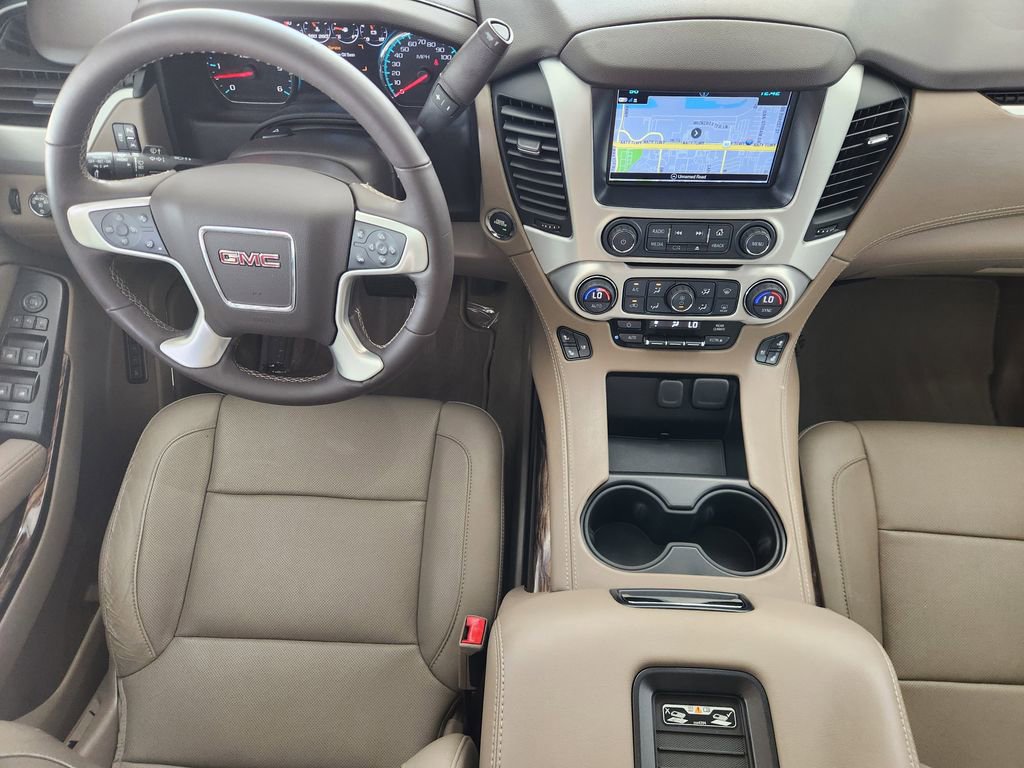 Used 2017 GMC Yukon SLT w/ Premium Edition RWD image 28