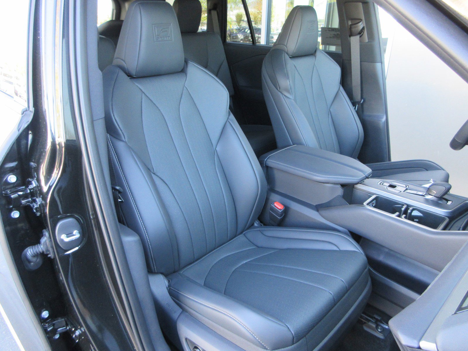 New 2026 Lexus TX 500h AWD image 29