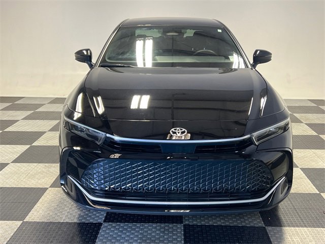 Used 2024 Toyota Crown XLE image 2