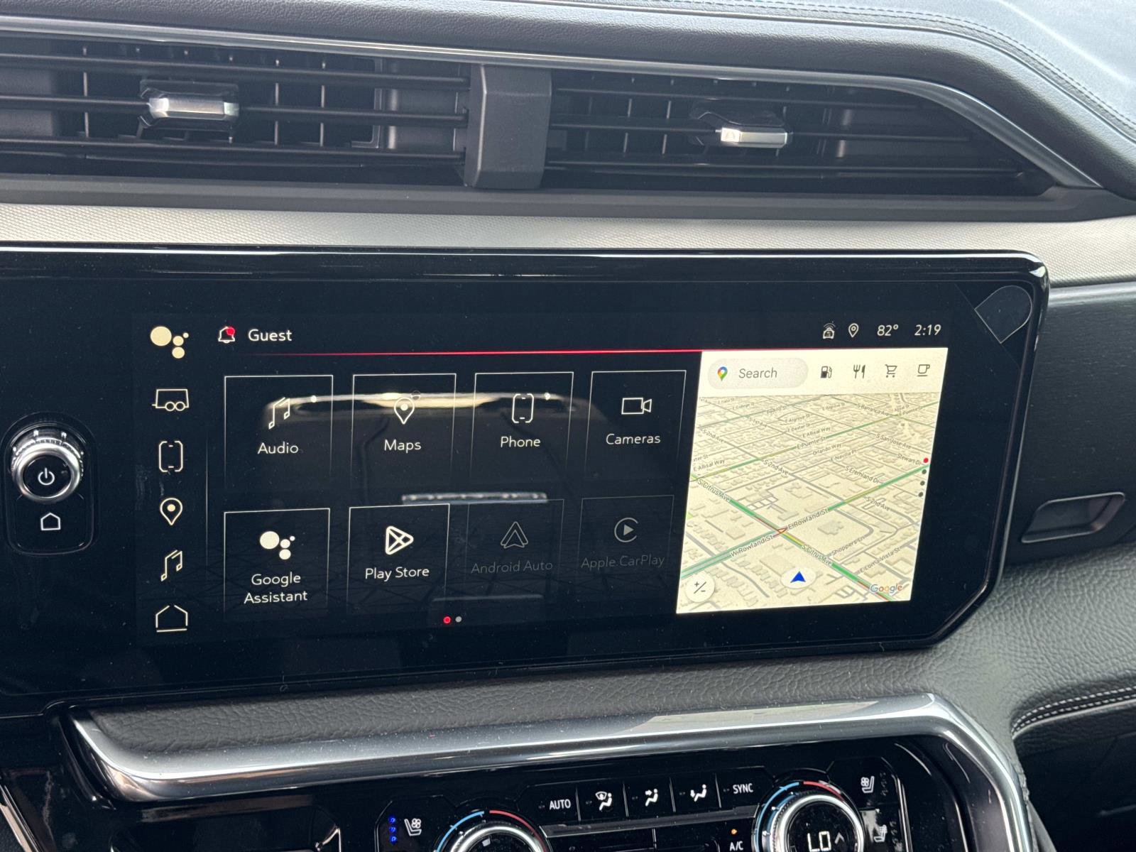 New 2026 GMC Sierra 2500 Denali w/ Denali Reserve Package image 13