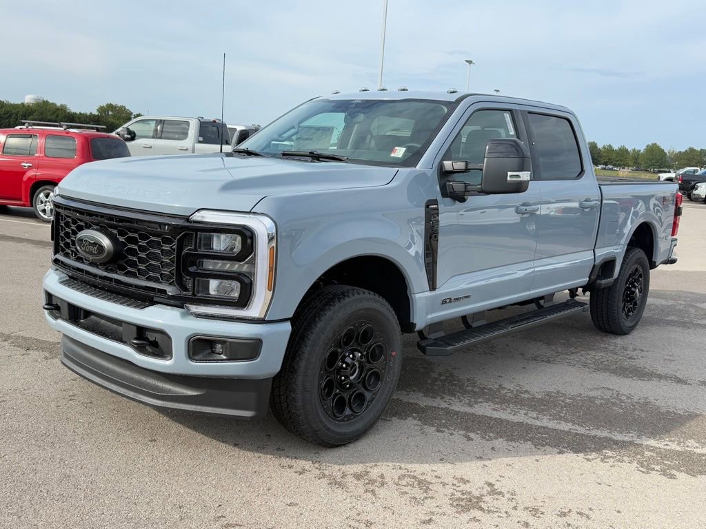 New 2026 Ford F250 Lariat w/ Black Appearance Package image 41