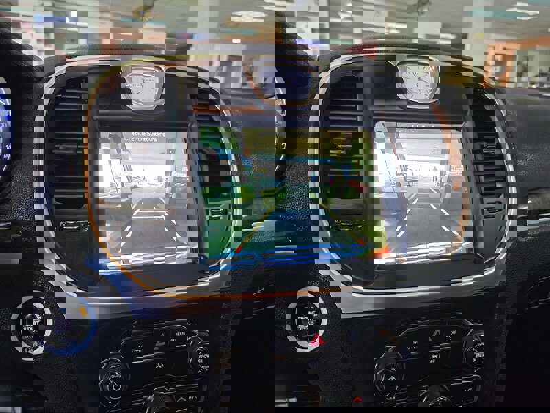 Used 2017 Chrysler 300 C w/ Harman/Kardon Audio Group image 19