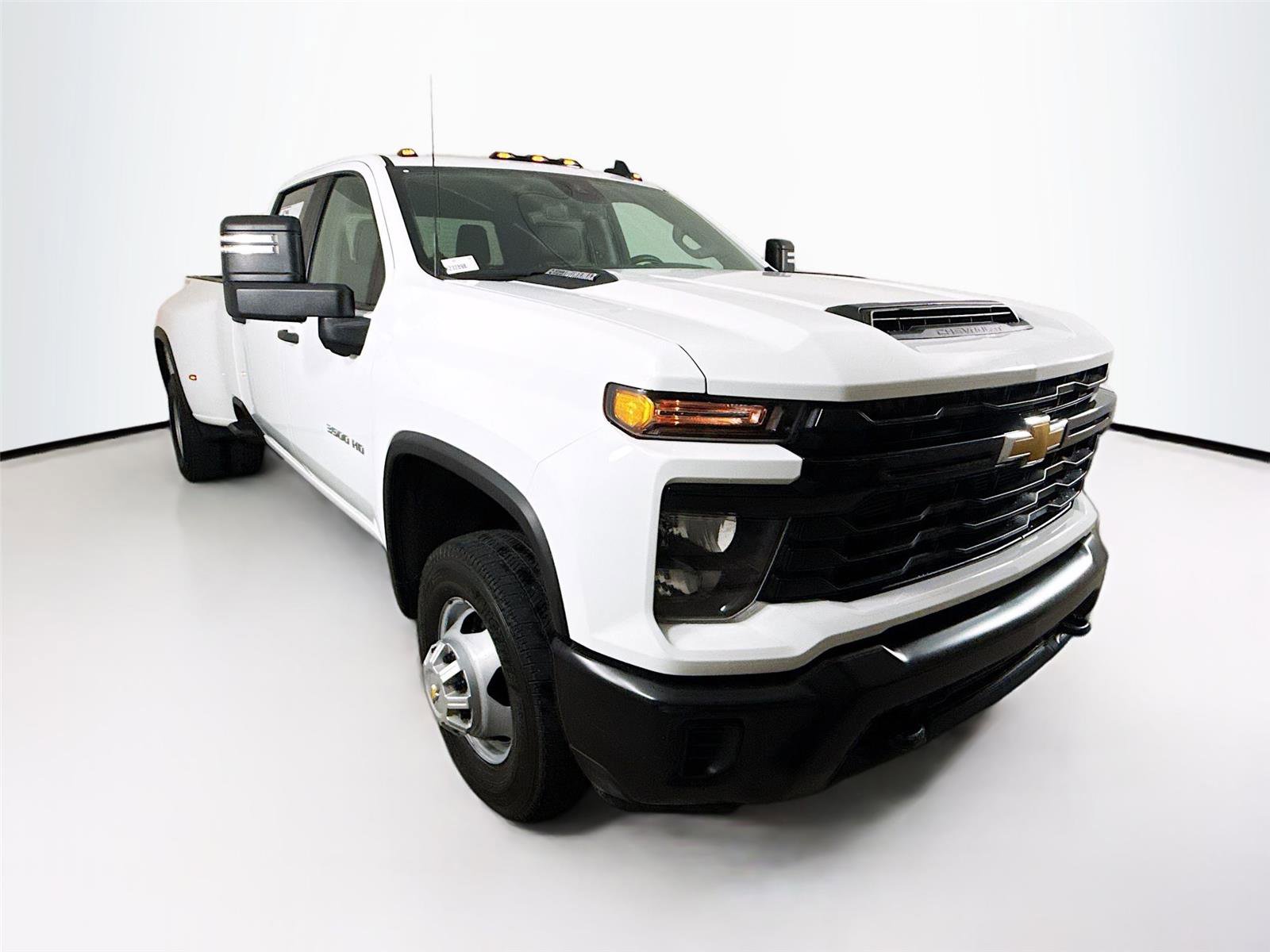 Used 2024 Chevrolet Silverado 3500 W/T image 35
