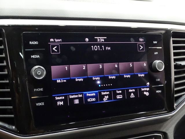 Used 2023 Volkswagen Atlas SEL image 33