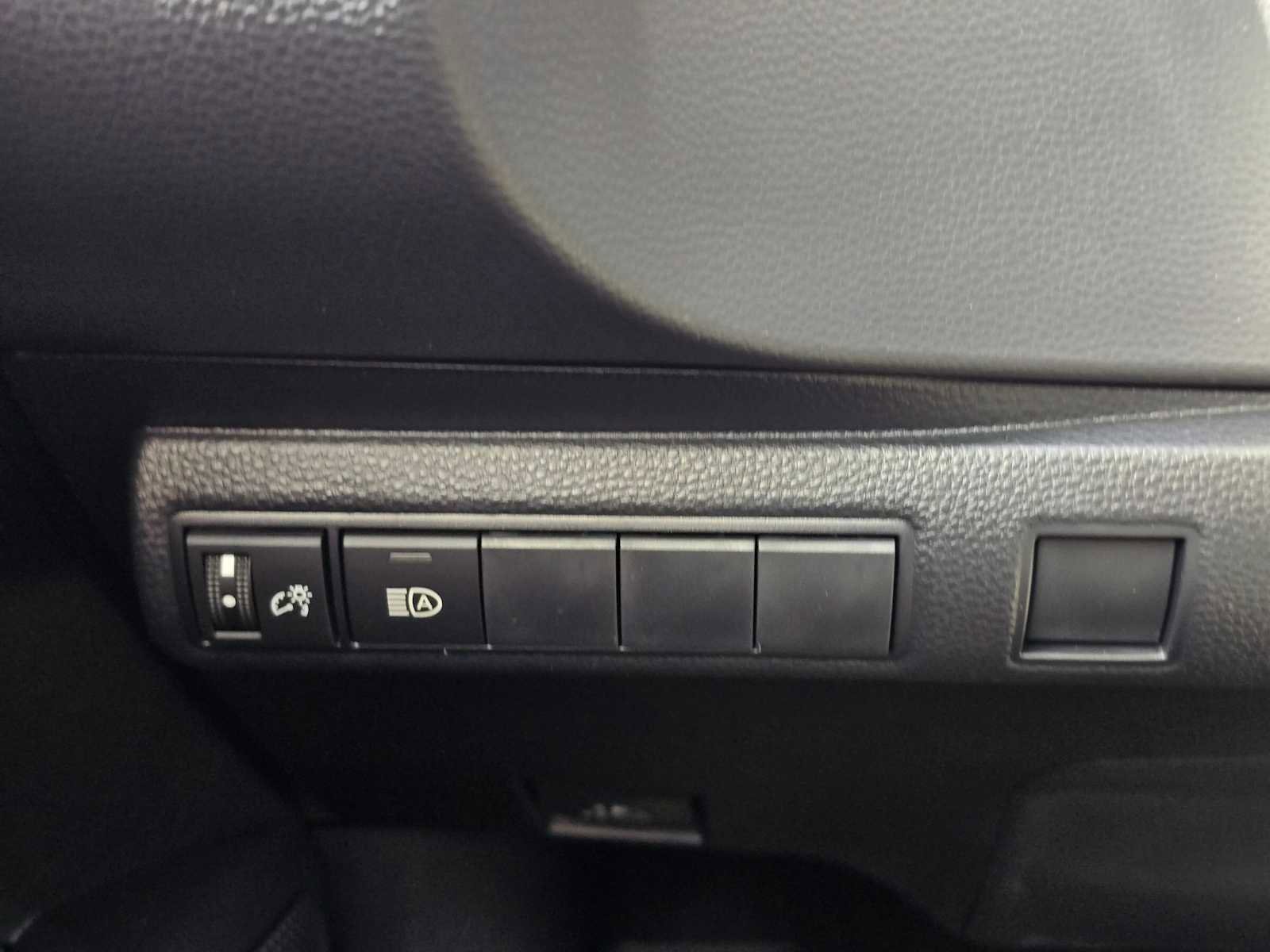 Certified 2026 Toyota Corolla SE w/ SE Package image 27