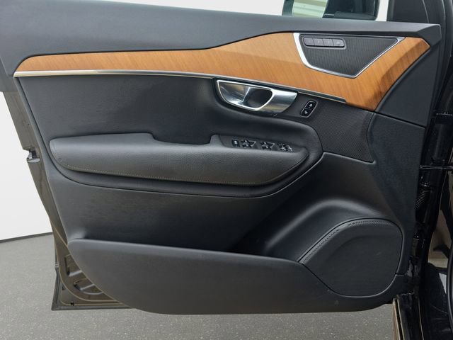 Used 2022 Volvo XC90 T8 Inscription Expression image 31