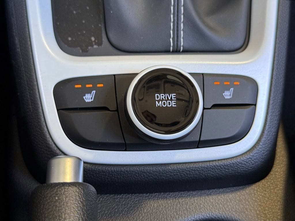 New 2026 Hyundai Venue SEL FWD image 4