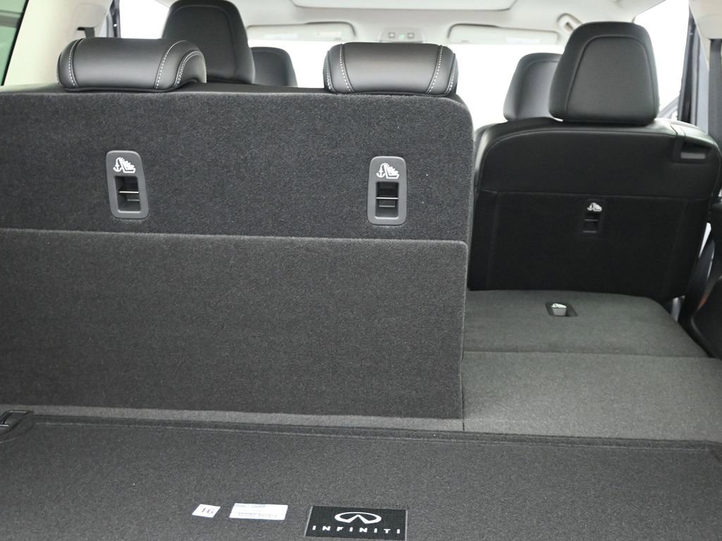 New 2026 INFINITI QX80 Pure w/ Cargo Package AWD/4WD image 12
