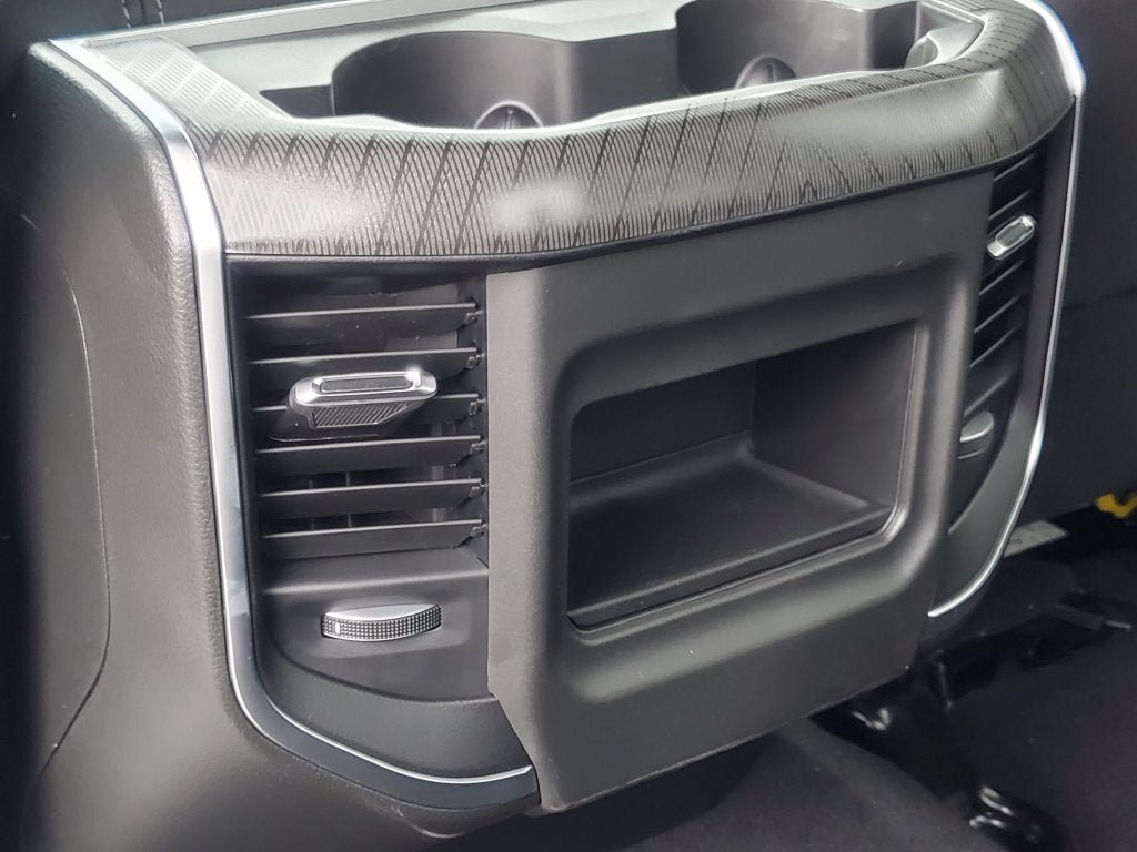 New 2027 RAM 3500 Big Horn AWD/4WD image 27